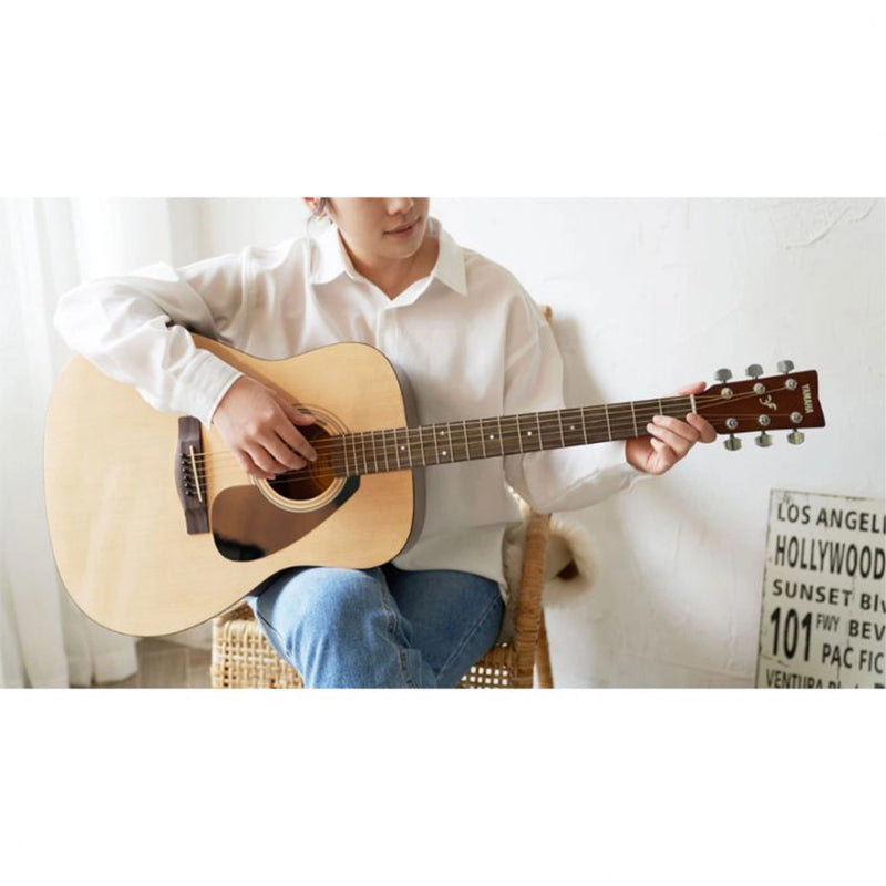 Yamaha F310P Acoustic Guitar (Includes Gigbag, Strap, Pitch Pipe, Strings, Picks, String Winder and Capo)